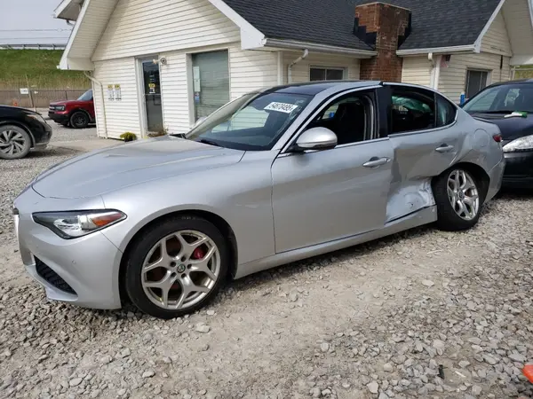 ZARFANBN2M7647094 2021 ALFA ROMEO GIULIA - Image 1