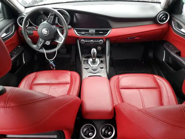 ZARFANBN2M7648651 2021 ALFA ROMEO GIULIA - Image 8