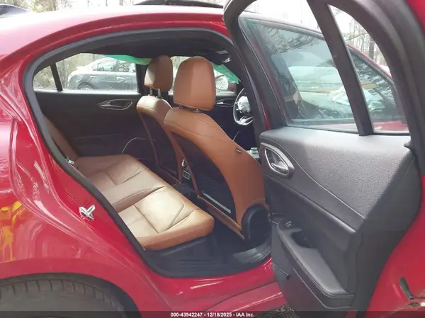 ZARFANBN2N7659781 2022 ALFA ROMEO GIULIA - Image 8