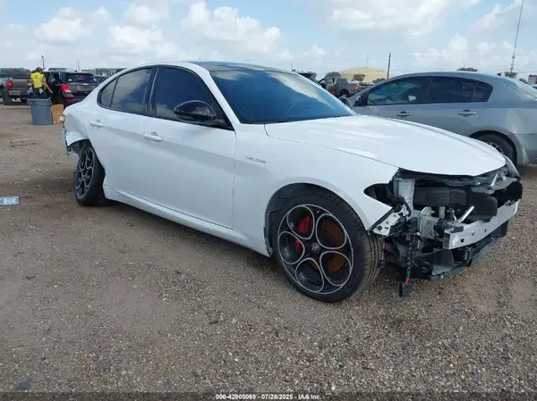 ZARFANBN2N7665760 2022 ALFA ROMEO GIULIA
