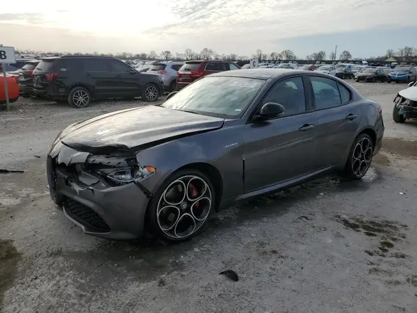 ZARFANBN2P7670539 2023 ALFA ROMEO GIULIA - Image 1