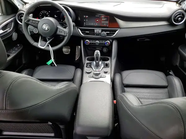 ZARFANBN2R7687876 2024 ALFA ROMEO GIULIA - Image 8