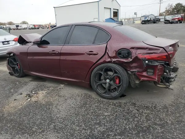 ZARFANBN3K7607071 2019 ALFA ROMEO GIULIA - Image 2