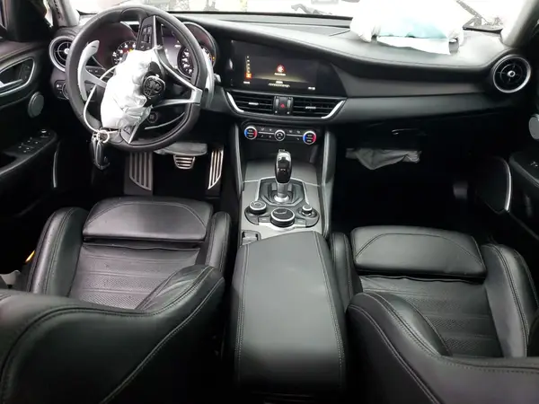ZARFANBN3K7607071 2019 ALFA ROMEO GIULIA - Image 8