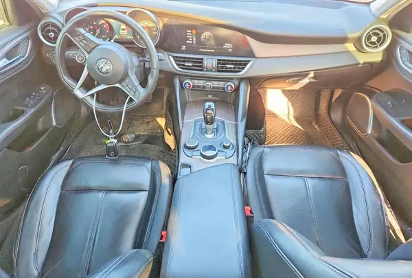 ZARFANBN3K7623125 2019 ALFA ROMEO GIULIA - Image 8