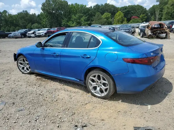 ZARFANBN3L7639505 2020 ALFA ROMEO GIULIA - Image 2