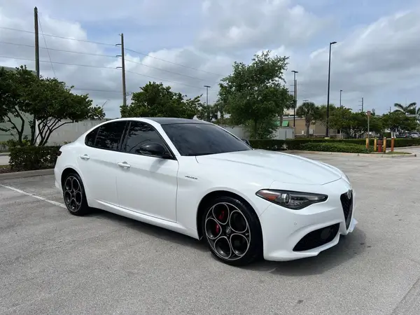 ZARFANBN3N7653990 2022 ALFA ROMEO GIULIA - Image 1