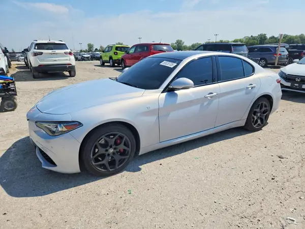 ZARFANBN3N7666917 2022 ALFA ROMEO GIULIA - Image 1