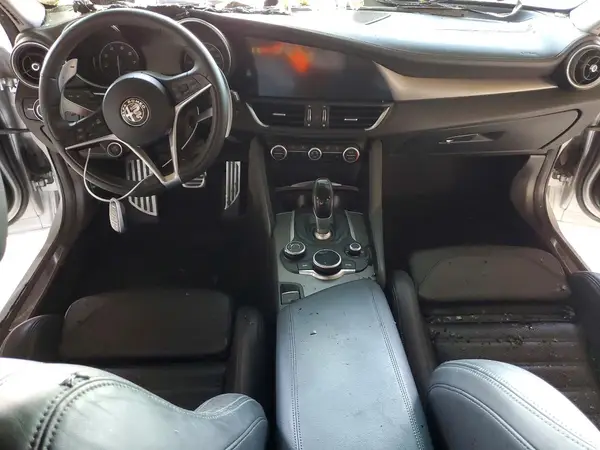 ZARFANBN4K7606575 2019 ALFA ROMEO GIULIA - Image 8