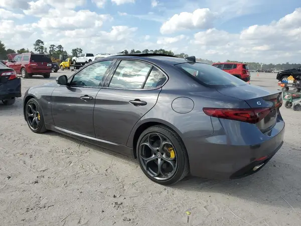 ZARFANBN4K7611937 2019 ALFA ROMEO GIULIA - Image 2