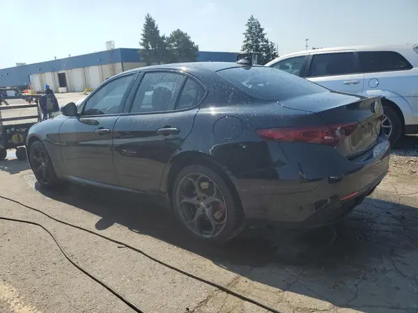 ZARFANBN4K7620797 2019 ALFA ROMEO GIULIA - Image 2