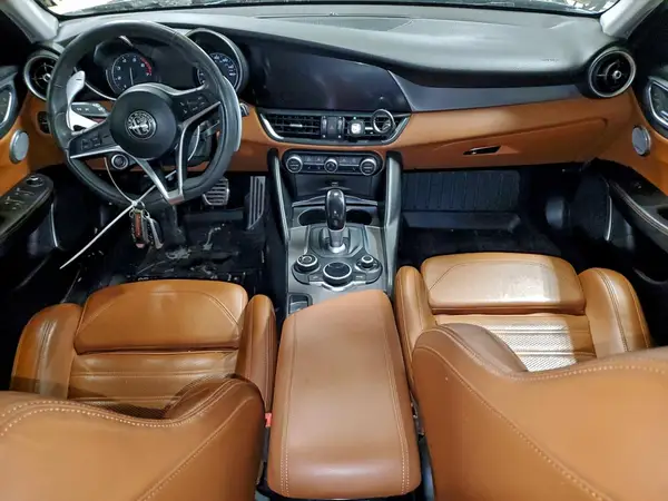 ZARFANBN4K7623070 2019 ALFA ROMEO GIULIA - Image 8