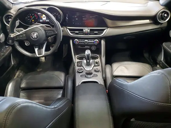 ZARFANBN4L7638671 2020 ALFA ROMEO GIULIA - Image 8