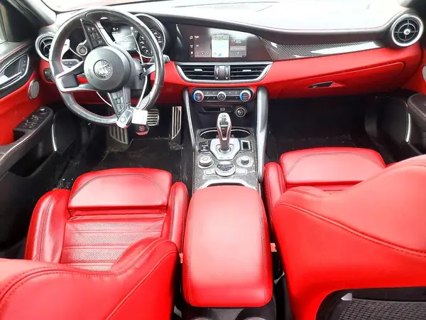 ZARFANBN4M7641314 2021 ALFA ROMEO GIULIA - Image 8