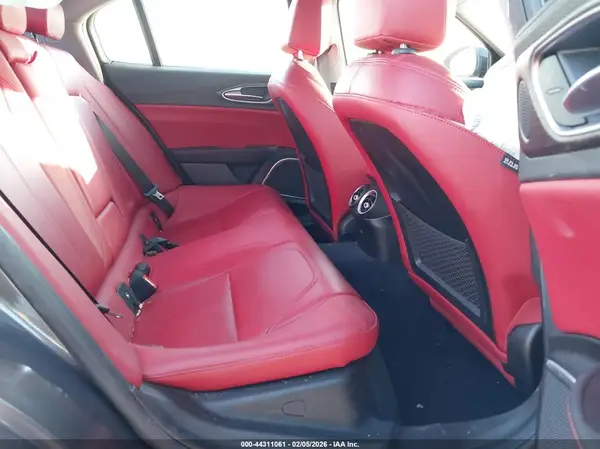 ZARFANBN4M7644178 2021 ALFA ROMEO GIULIA - Image 8