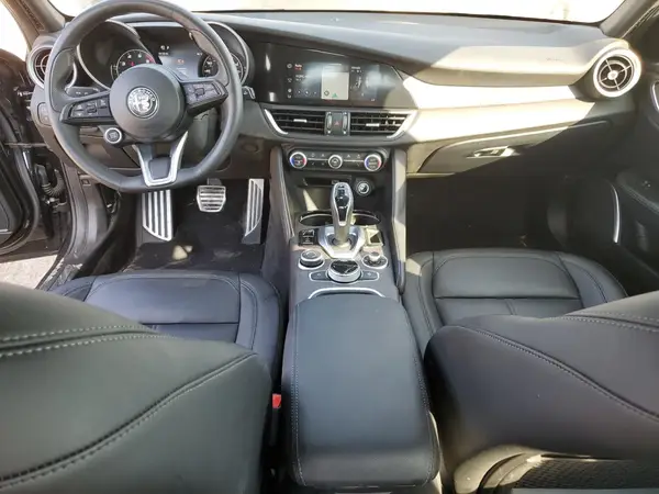 ZARFANBN4N7662231 2022 ALFA ROMEO GIULIA - Image 8
