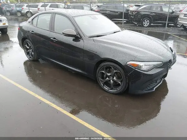 ZARFANBN4P7670610 2023 ALFA ROMEO GIULIA