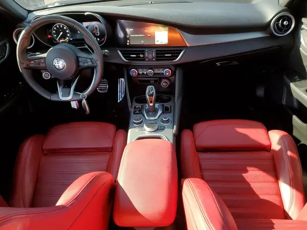 ZARFANBN4R7683005 2024 ALFA ROMEO GIULIA - Image 8