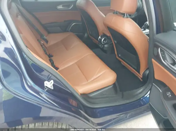ZARFANBN5L7632328 2020 ALFA ROMEO GIULIA - Image 8