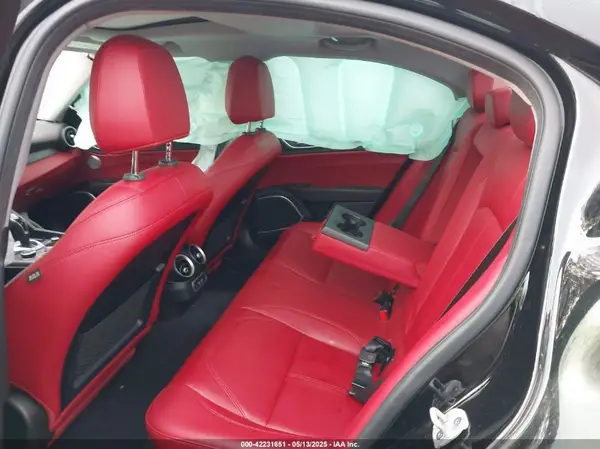 ZARFANBN5M7643816 2021 ALFA ROMEO GIULIA - Image 8