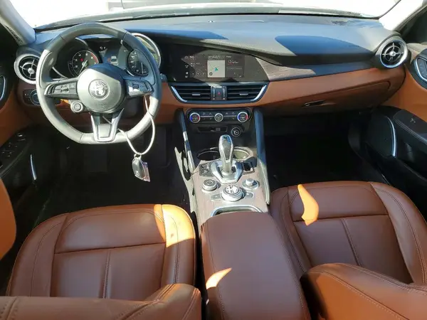 ZARFANBN5M7643962 2021 ALFA ROMEO GIULIA - Image 8