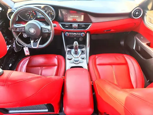 ZARFANBN5M7644013 2021 ALFA ROMEO GIULIA - Image 8
