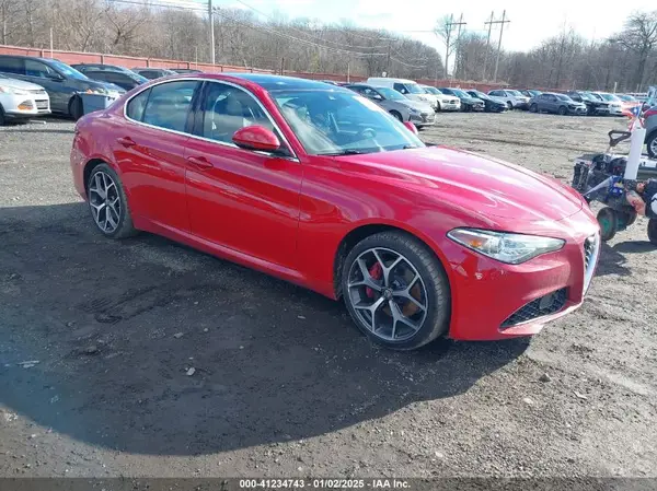 ZARFANBN5M7645601 2021 ALFA ROMEO GIULIA - Image 1