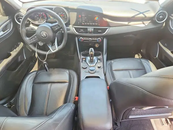 ZARFANBN5M7648420 2021 ALFA ROMEO GIULIA - Image 8