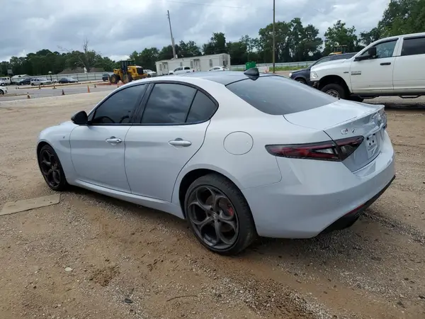 ZARFANBN5R7683207 2024 ALFA ROMEO GIULIA - Image 2