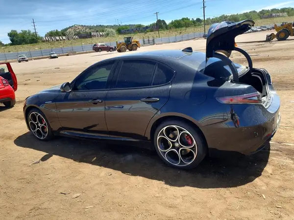 ZARFANBN5R7683367 2024 ALFA ROMEO GIULIA - Image 2