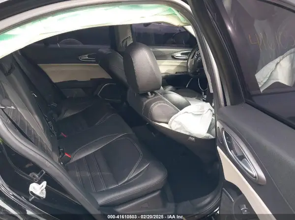 ZARFANBN6K7606707 2019 ALFA ROMEO GIULIA - Image 8