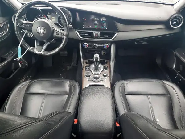 ZARFANBN6M7643615 2021 ALFA ROMEO GIULIA - Image 8