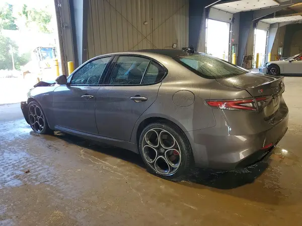 ZARFANBN6R7682521 2024 ALFA ROMEO GIULIA - Image 2