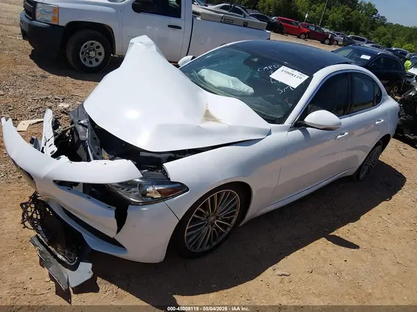 ZARFANBN7K7606991 2019 ALFA ROMEO GIULIA - Image 2