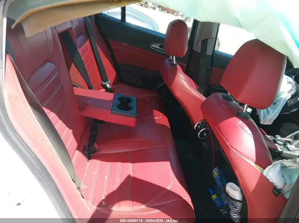 ZARFANBN7K7606991 2019 ALFA ROMEO GIULIA - Image 8
