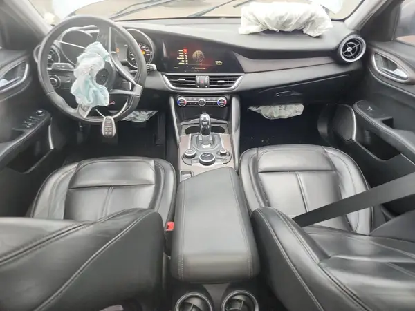 ZARFANBN7K7608787 2019 ALFA ROMEO GIULIA - Image 8