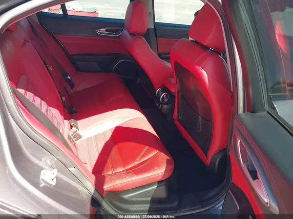 ZARFANBN7K7620681 2019 ALFA ROMEO GIULIA - Image 8
