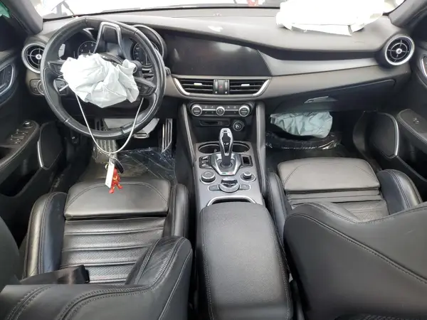 ZARFANBN7L7625977 2020 ALFA ROMEO GIULIA - Image 8