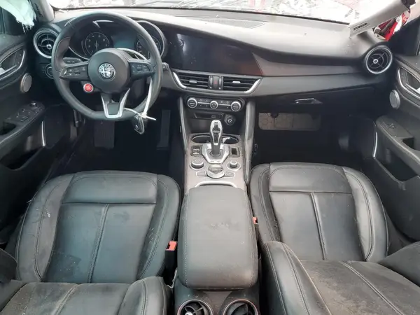 ZARFANBN7L7632010 2020 ALFA ROMEO GIULIA - Image 8