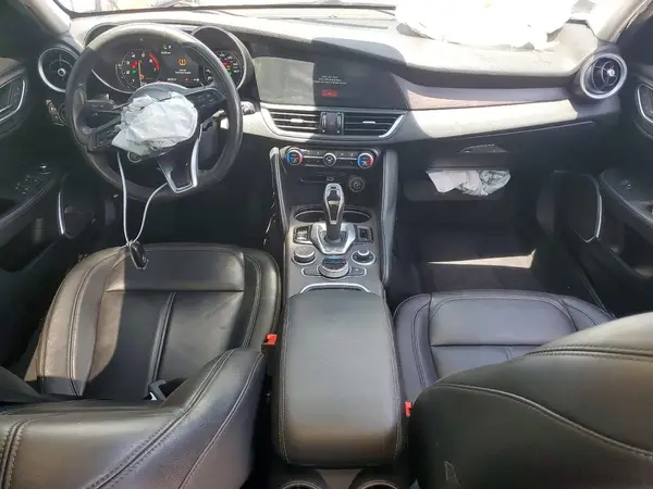 ZARFANBN7L7638776 2020 ALFA ROMEO GIULIA - Image 8