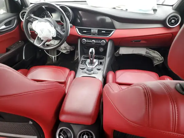 ZARFANBN7M7640898 2021 ALFA ROMEO GIULIA - Image 8