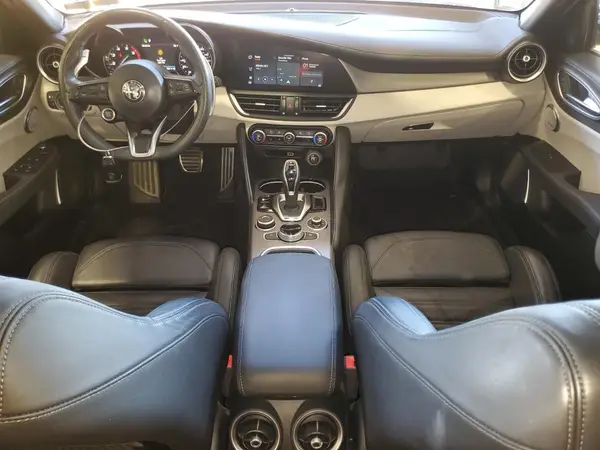 ZARFANBN7M7644191 2021 ALFA ROMEO GIULIA - Image 8
