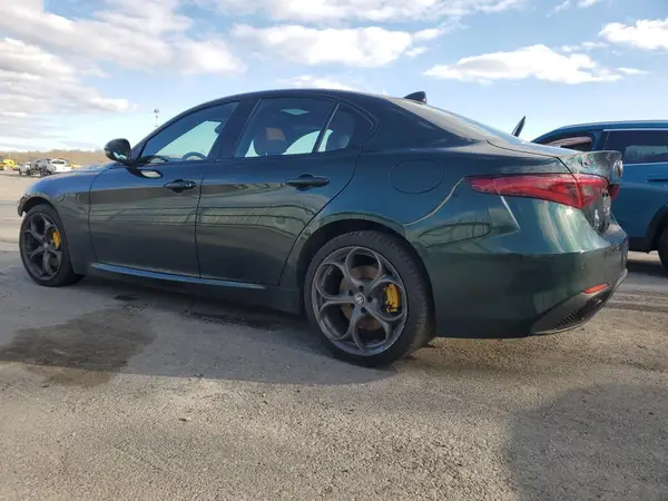 ZARFANBN7M7645731 2021 ALFA ROMEO GIULIA - Image 2
