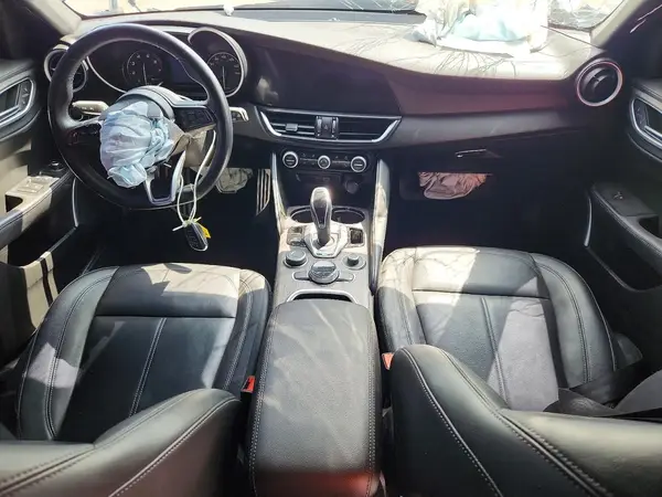 ZARFANBN7N7656813 2022 ALFA ROMEO GIULIA - Image 8
