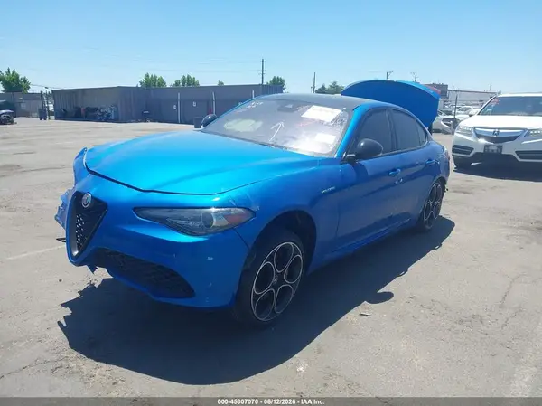 ZARFANBN7N7660117 2022 ALFA ROMEO GIULIA - Image 2