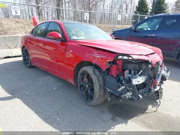 ZARFANBN7N7662563 2022 ALFA ROMEO GIULIA - Image 1