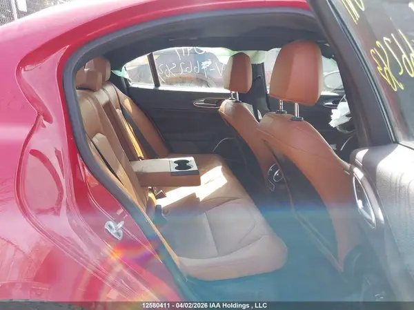 ZARFANBN7N7662563 2022 ALFA ROMEO GIULIA - Image 8