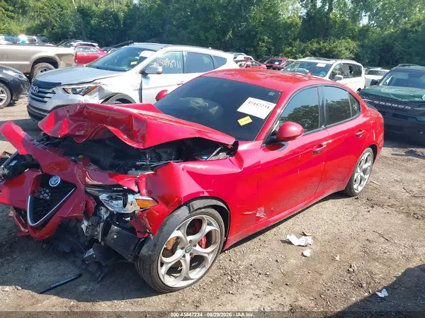 ZARFANBN8K7601220 2019 ALFA ROMEO GIULIA - Image 2
