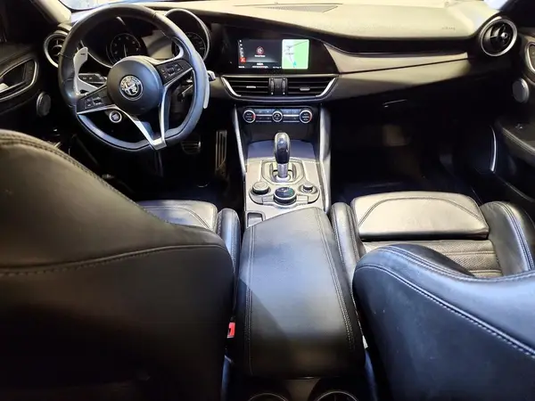 ZARFANBN8K7601315 2019 ALFA ROMEO GIULIA - Image 8