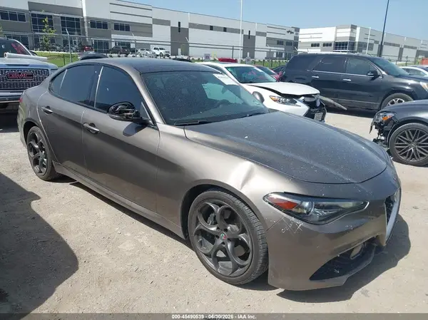 ZARFANBN8K7602867 2019 ALFA ROMEO GIULIA